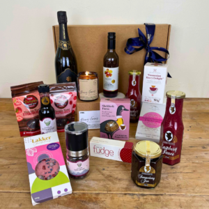 Bubbles & Berries SUPREME Tasmanian Gourmet Gift Hamper Tasmania